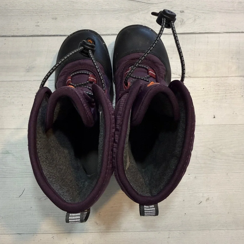 BOGS girls skyline snowcata winter snow boots purple‎ youth size 2